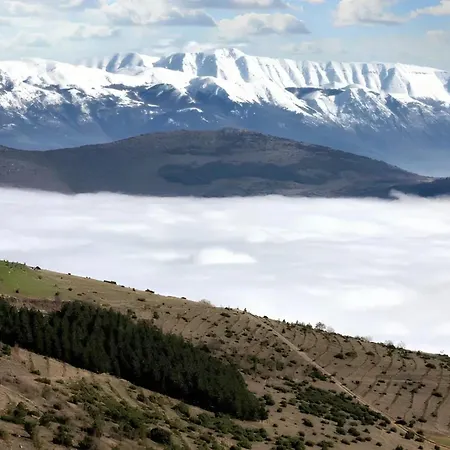 Welcoming With Terrace In 100 M² * Castel di Ieri