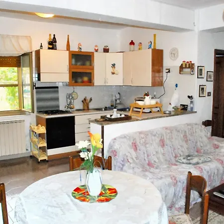 Apartamento Welcoming With Terrace In 100 M²