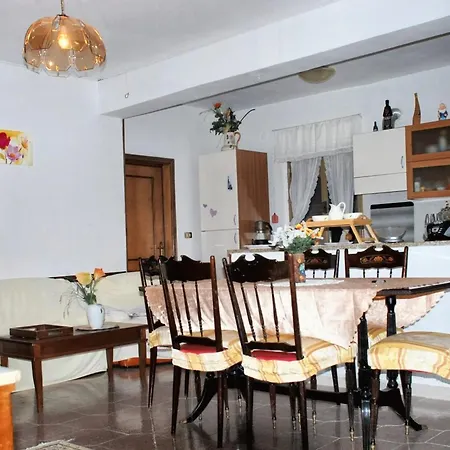 Welcoming With Terrace In 100 M² Apartamento